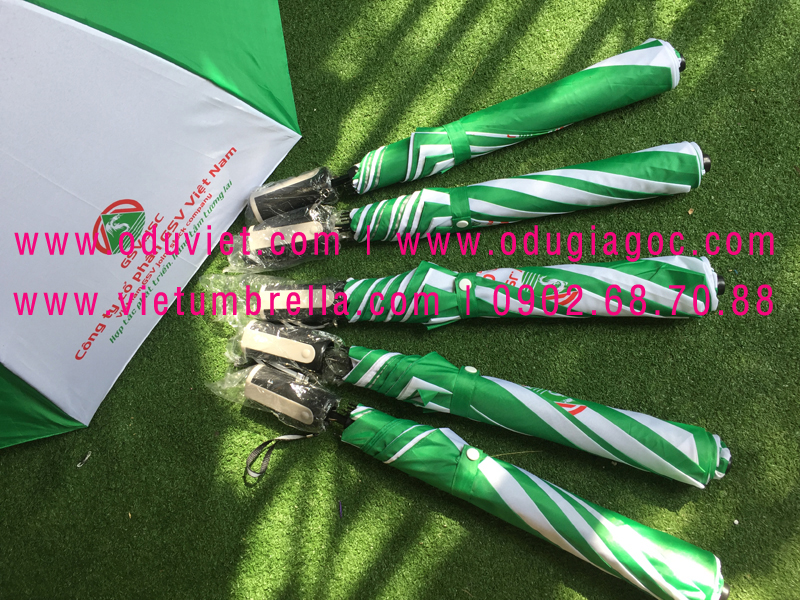 xưởng sản xuất ô dù cầm tay in logo quảng cáo